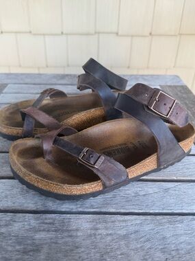 Birkenstock Mayari Brown Oiled Leather Sandals Toe Loop Buckle EU 37 / US 6-6.5